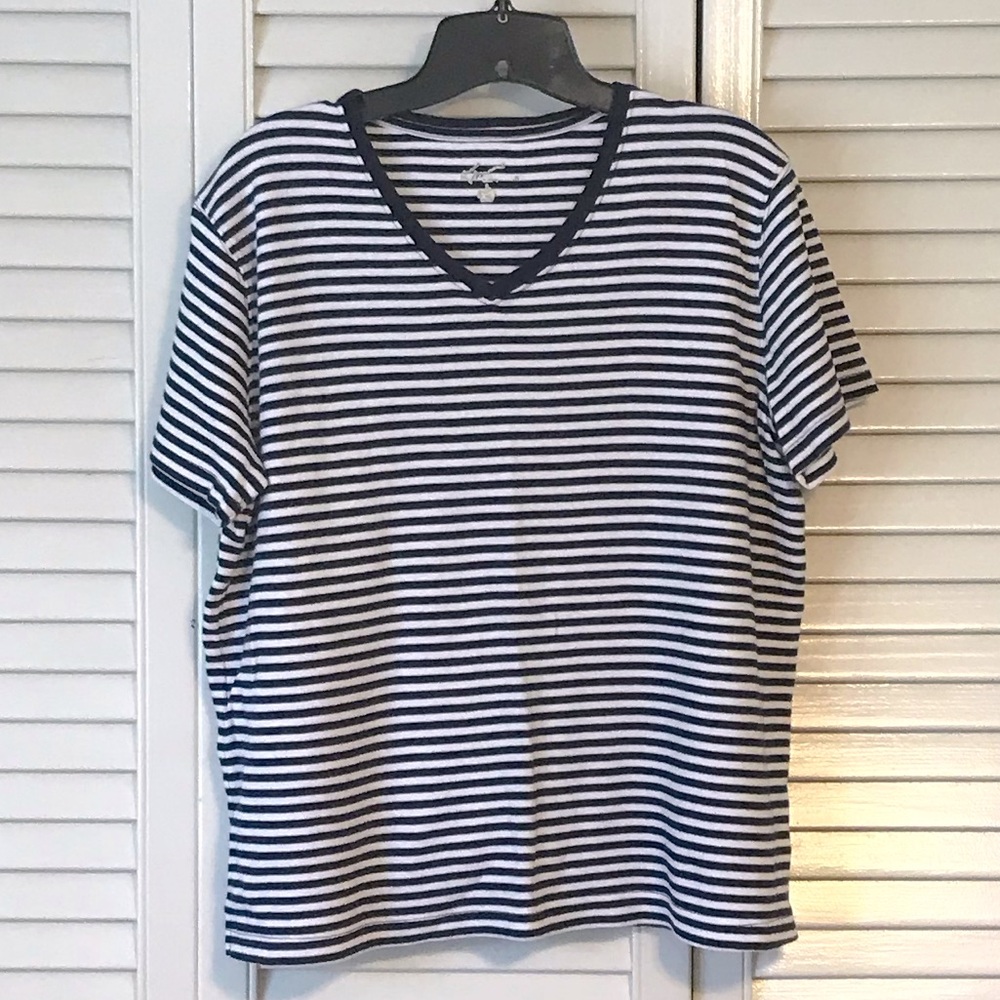 Short Sleeve Top